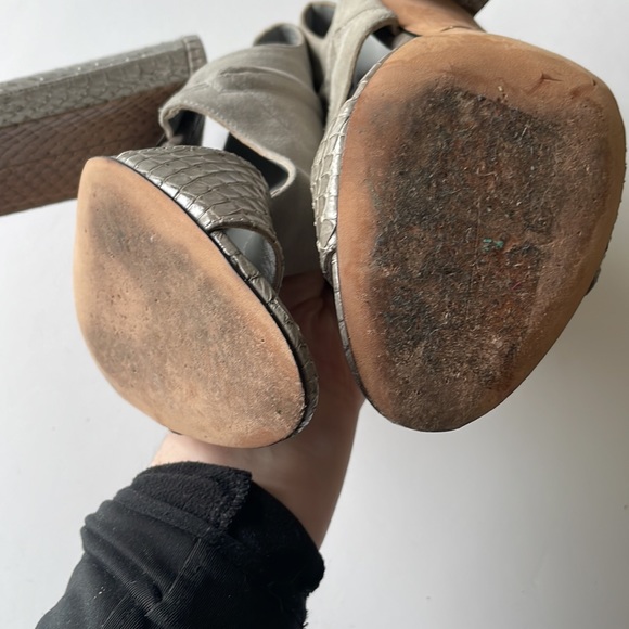 Snakeskin BRIAN ATWOOD Biella Heels, size 9 - Picture 6 of 9